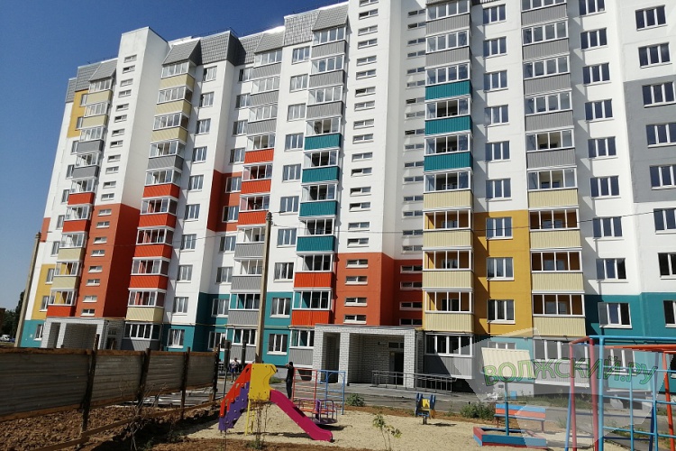 Волгоградские чиновники оценили в Волжском жильё для сирот
