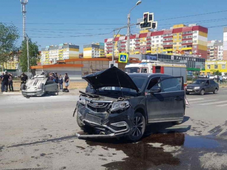 10 пострадавших: региональный Главк раскрыл подробности страшных аварий в Волжском 18.205.66.93 