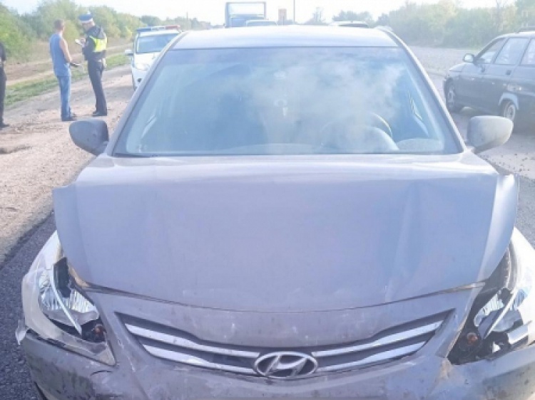 На московской трассе «Hyundai» въехал во внедорожник: пострадал подросток