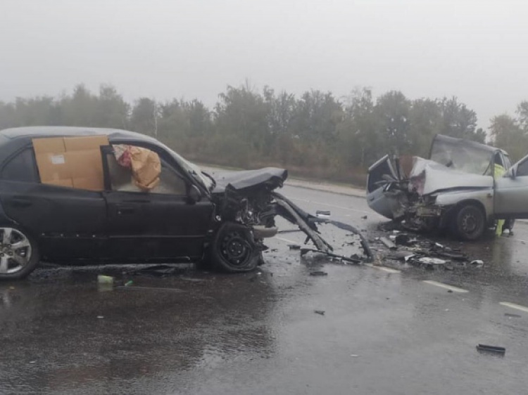 На трассе под Волгоградом в лобовом столкновении погиб 24-летний водитель 18.232.56.9 