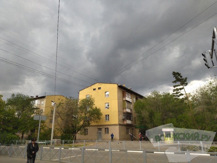 Жителей Волгоградской области предупреждают о сильном ветре