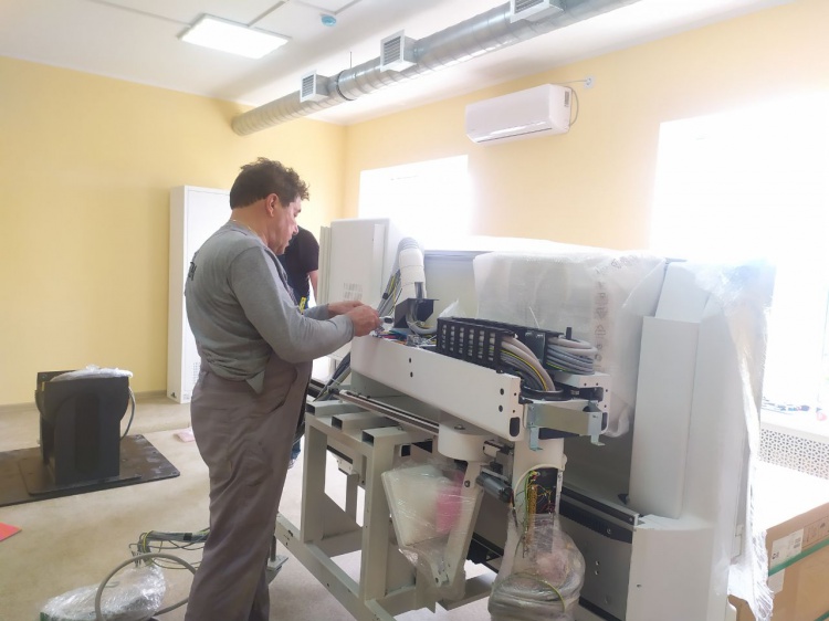 В поликлинике Волжского устанавливают новый рентген