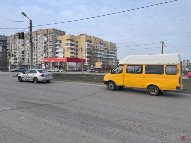 В Волжском перевозчик отказался от обслуживания маршруток до Киляковки