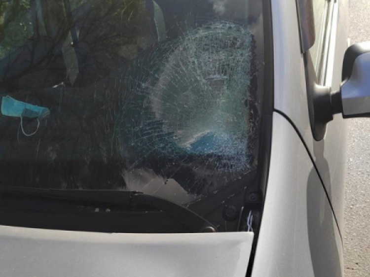 В Волжском нетрезвый водитель иномарки на «зебре» сбил женщину
