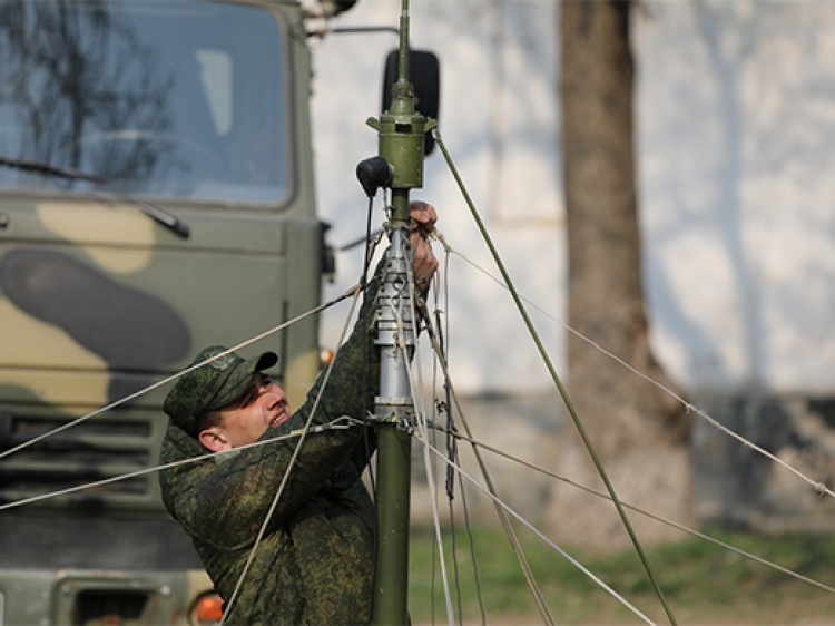 Военные связисты установили спутниковую радиосвязь в условиях сильных помех 44.201.99.222 