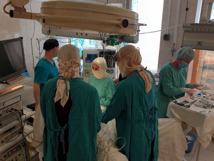 Волгоградские хирурги провели уникальную операцию 7-летнему мальчику