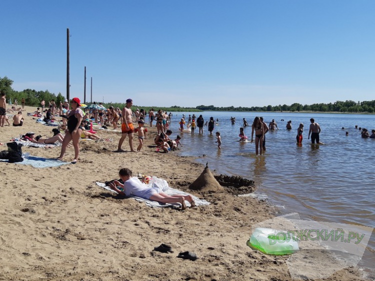 Пена, сапы, диджей: в Волжском активно откроют пляжный сезон