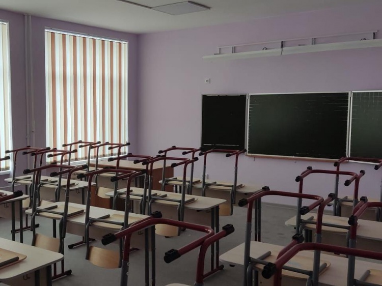 К сентябрю в Волжском откроют отремонтированный корпус школы № 19 44.200.171.74 