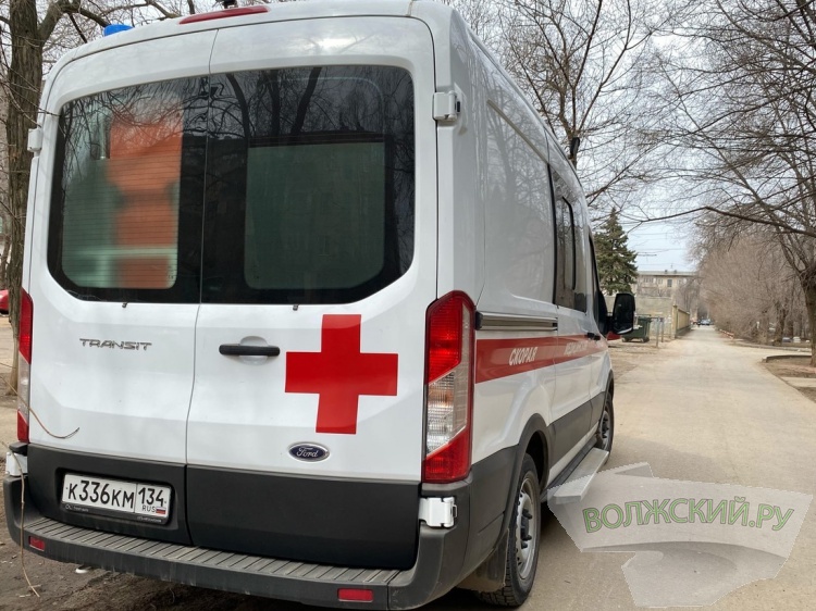 На дорогах Волжского пострадали пассажиры общественного транспорта