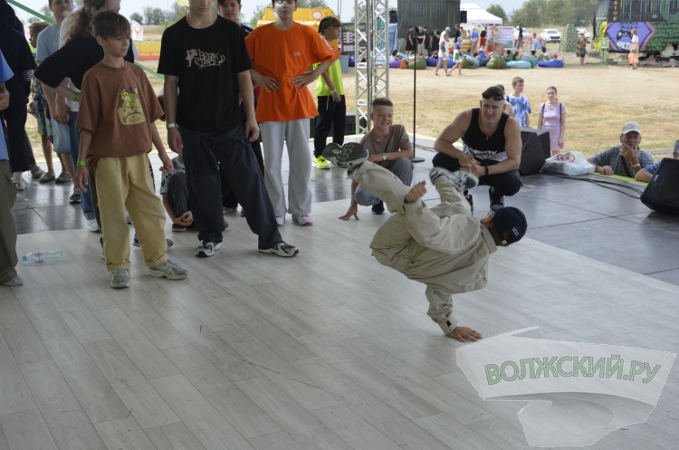 33    90 :      Ultra100