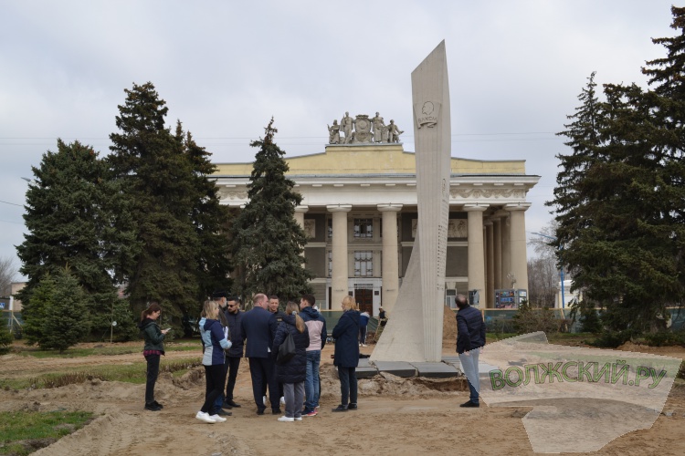 Бордюры, фонтаны, парапет: контролёры нагрянули на улицу Фонтанную и площадь Комсомольскую