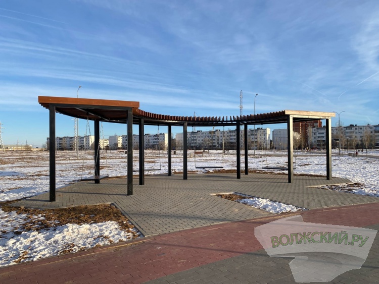 -2022:     -  30  37 