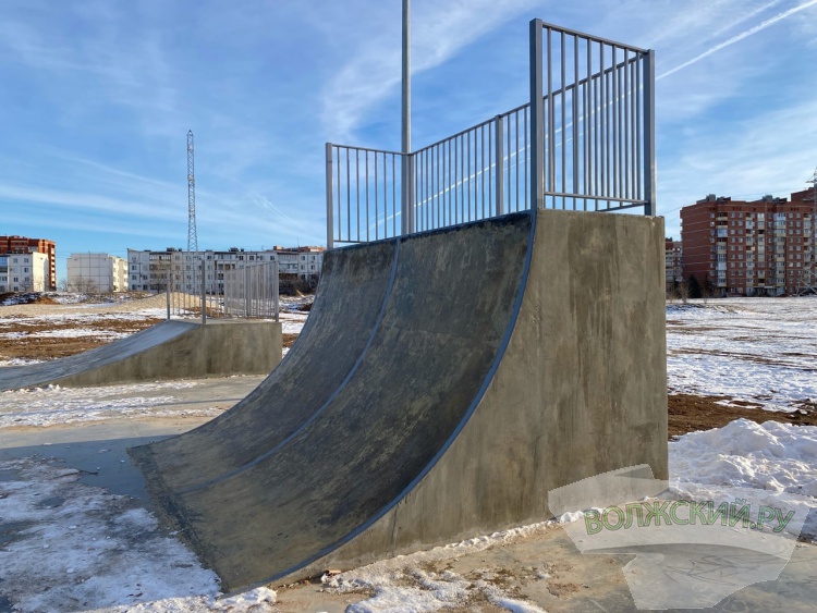 -2022:     -  30  37 