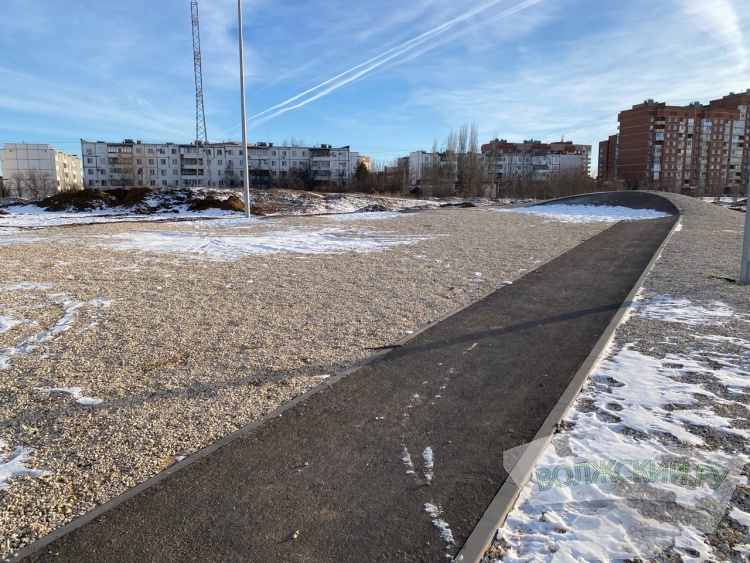 -2022:     -  30  37 