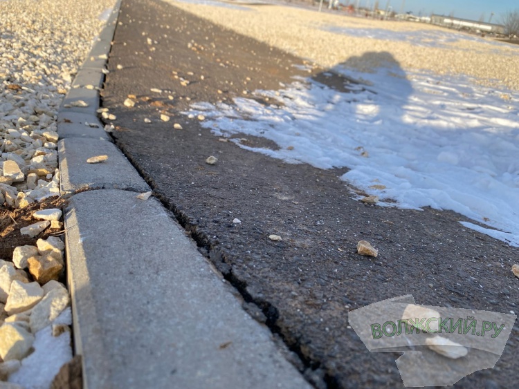 -2022:     -  30  37 