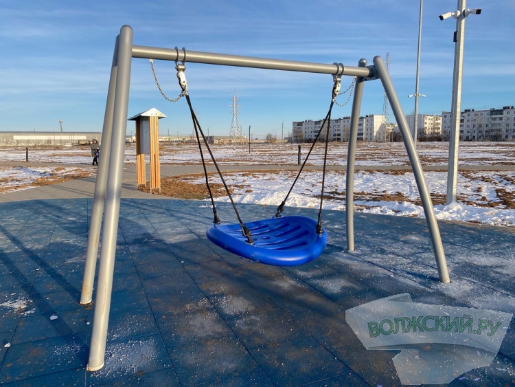 -2022:     -  30  37 