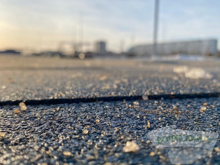 -2022:     -  30  37 