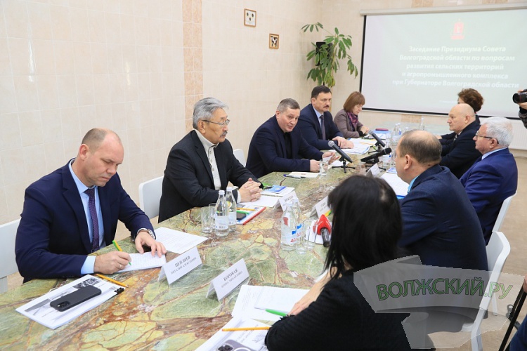 Губернатор Волгоградской области о развитии АПК: «Нам необходимо смотреть в будущее»