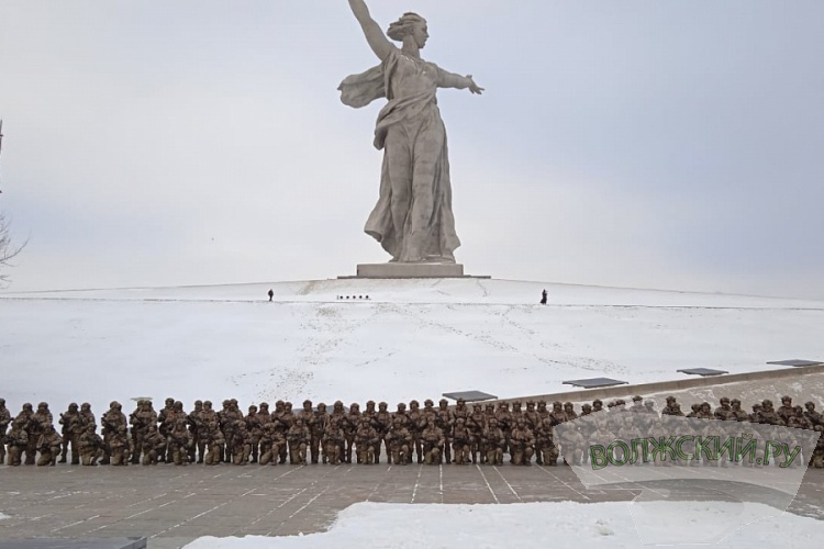 Из Волгограда в зону СВО отправляют отряд добровольцев «Сталинград»
