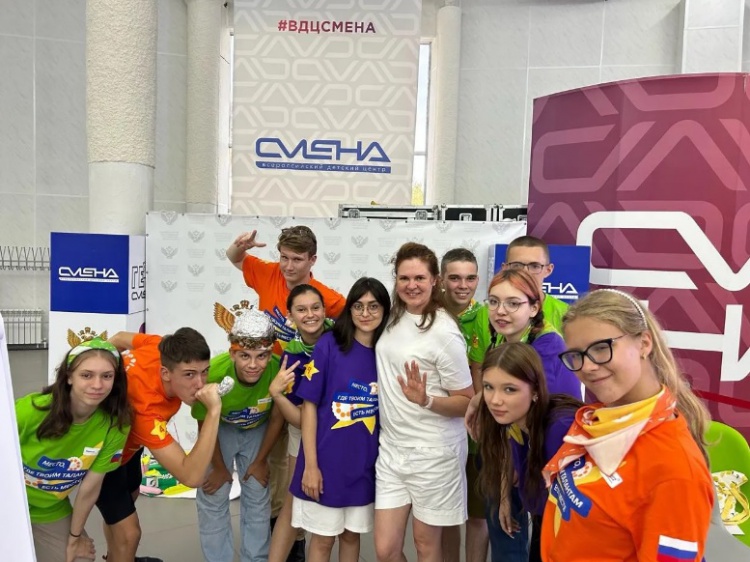 50 школьников из Волжского защищали проекты на «Большой перемене»