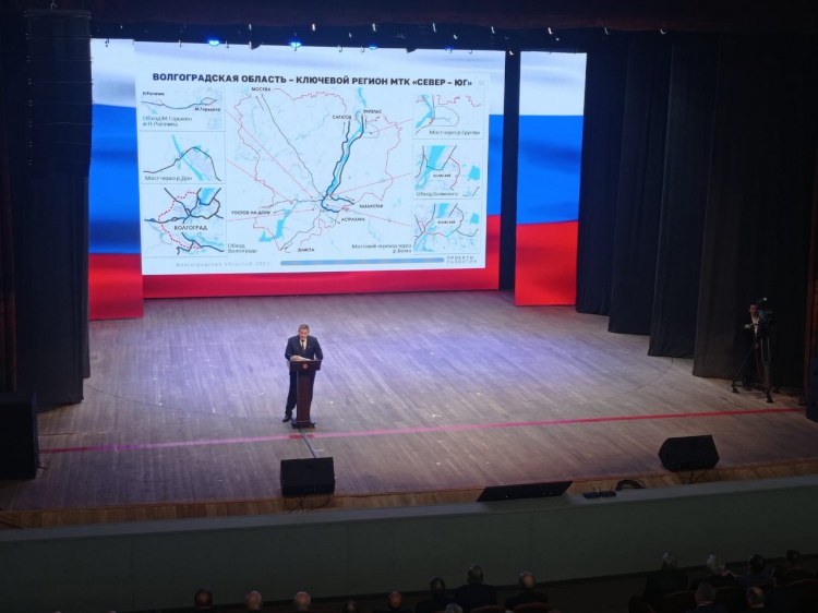 Андрей Бочаров обозначил планы по развитию транспортной инфраструктуры и логистики 18.207.240.77 