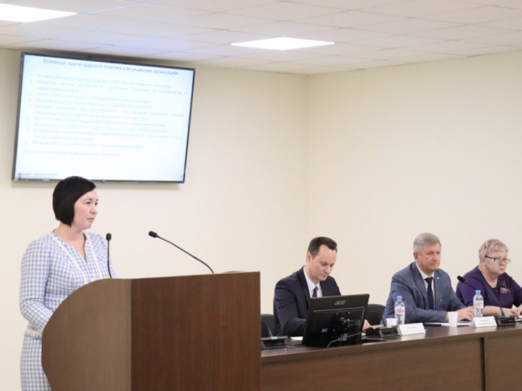 Медучреждения Волгоградской области пытаются обеспечить кадрами 44.201.94.236 