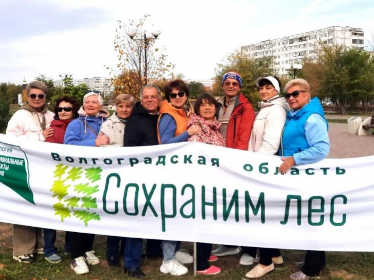 «Сохраним лес»: в парке «Новый город» в Волжском высадили 300 акаций 18.206.12.157 