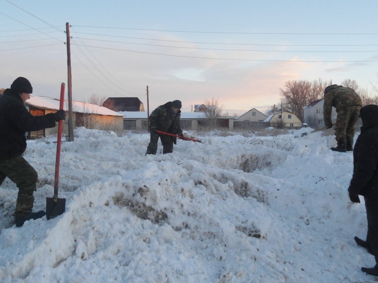 В лесничествах Волгоградской области запасаются снегом 3.239.117.1 