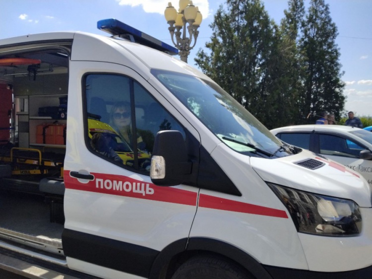 В Волгограде бригада скорой спасла жизнь 68-летней пациентке