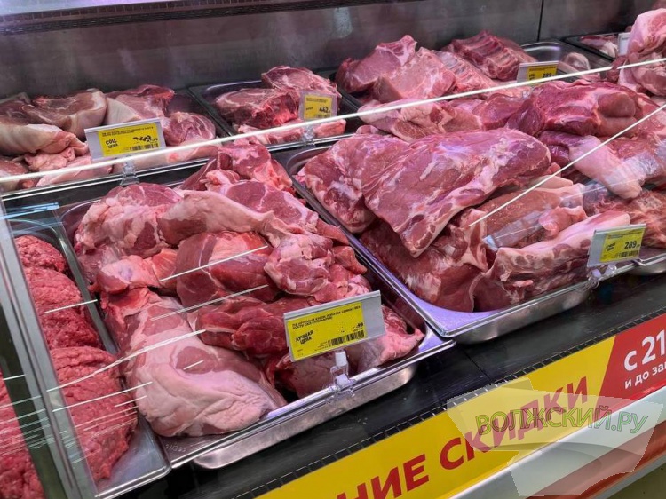 В Волгоградскую область пытались ввезти 33 кг сомнительного мяса