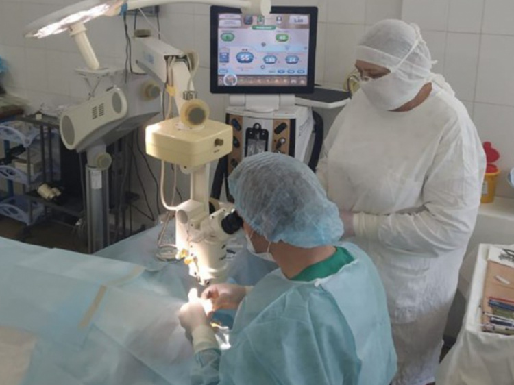 Волгоградские медики смогут оперировать перезрелую катаракту 44.197.111.121 