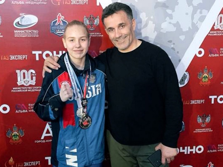 Волжанка стала вице-чемпионкой боксёрского первенства России 18.207.240.77 
