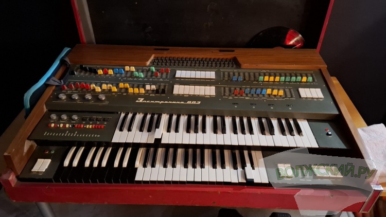 Джаз, рок-н-рол, стендап: ДК ВГС взял под свое крыло волжский андеграунд