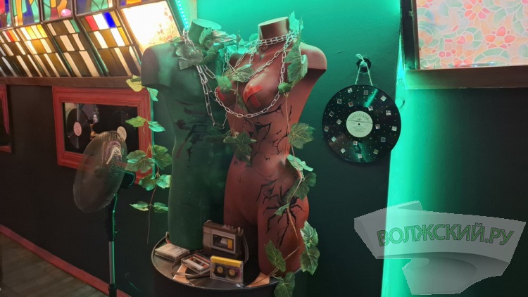 Джаз, рок-н-рол, стендап: ДК ВГС взял под свое крыло волжский андеграунд