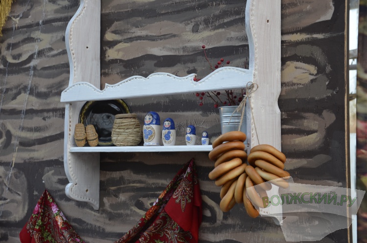 Краски осени и уникальная коллекция: в Волжском проходит Бал хризантем