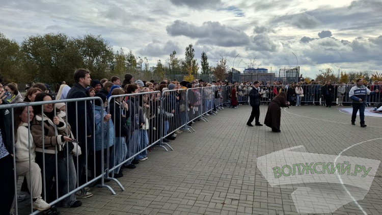 Нужны инженеры и команда: волжанам показали гоночные болиды «Формулы»