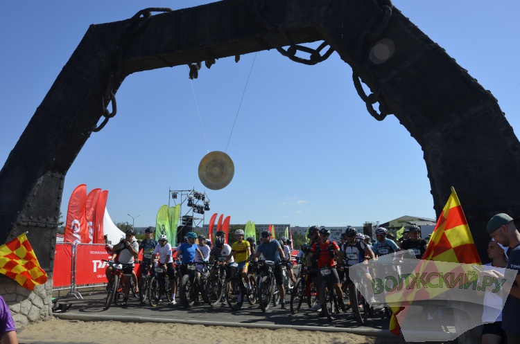  ,     30  :      Ultra 100