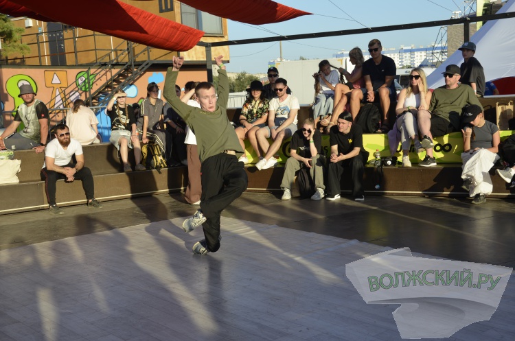  ,     30  :      Ultra 100