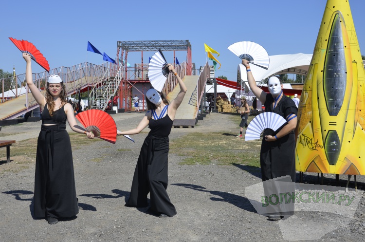  ,     30  :      Ultra 100