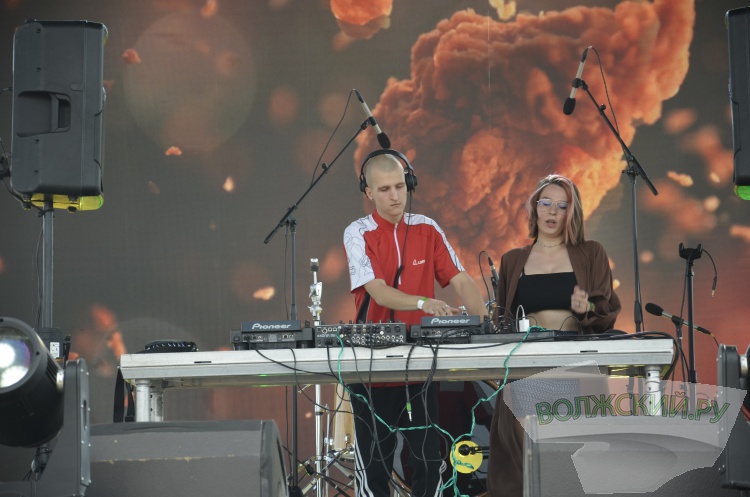  ,    :     Ultra 100