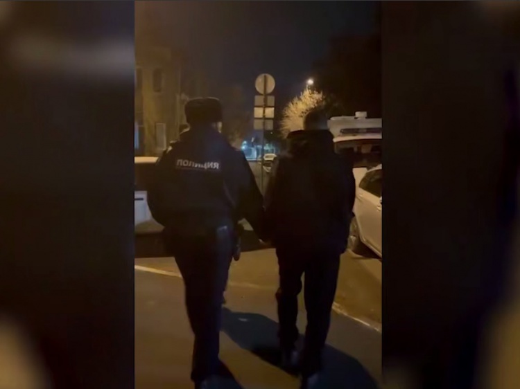 � �������� �������� ����� ������� ������������� � ������� ���������� ������� 